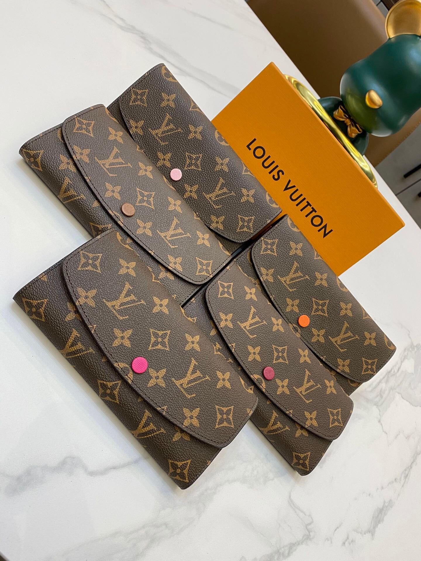 Louis Vuitton Emilie Long Wallet Colour Button