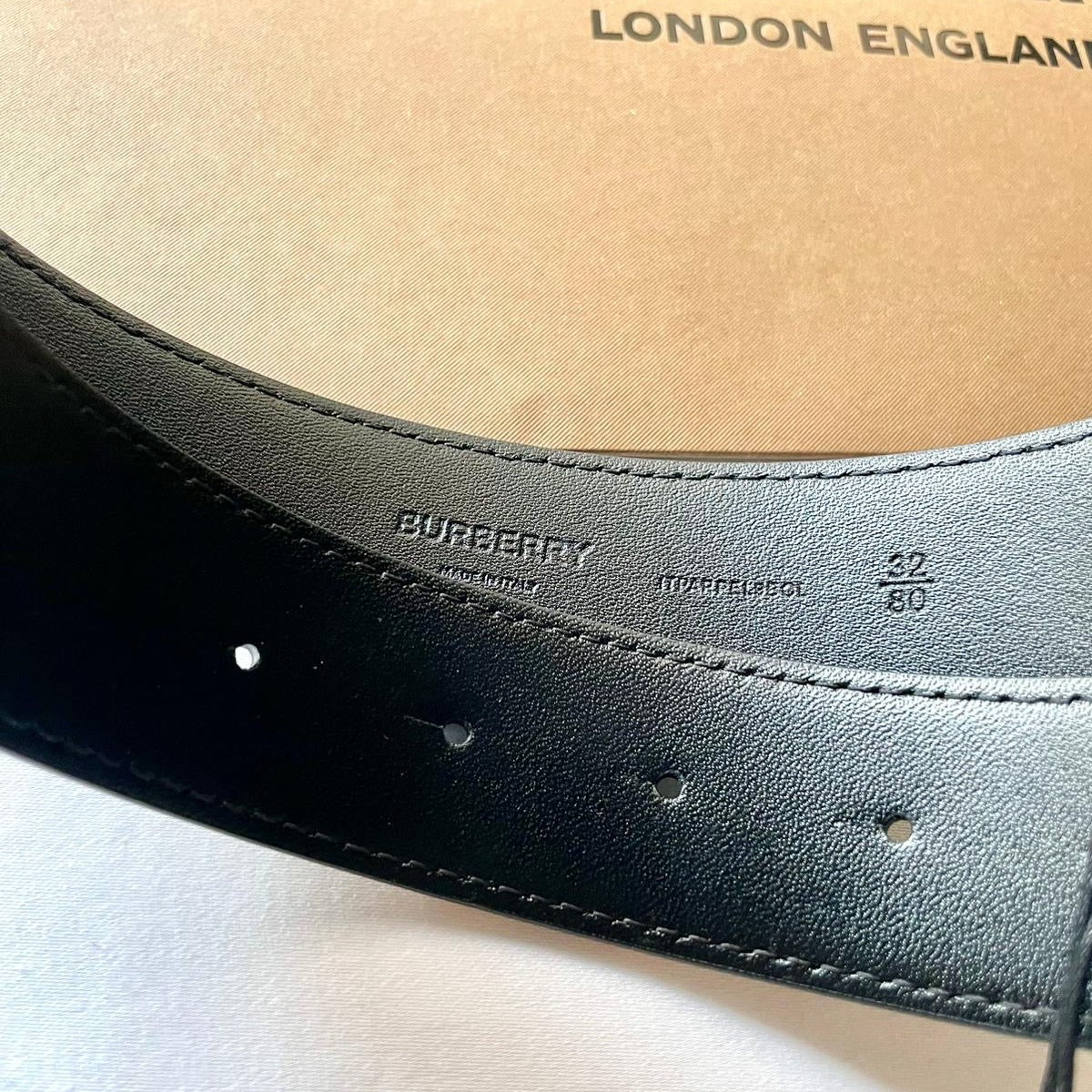 Burberry Black TB Logo Buckle Leather Belt