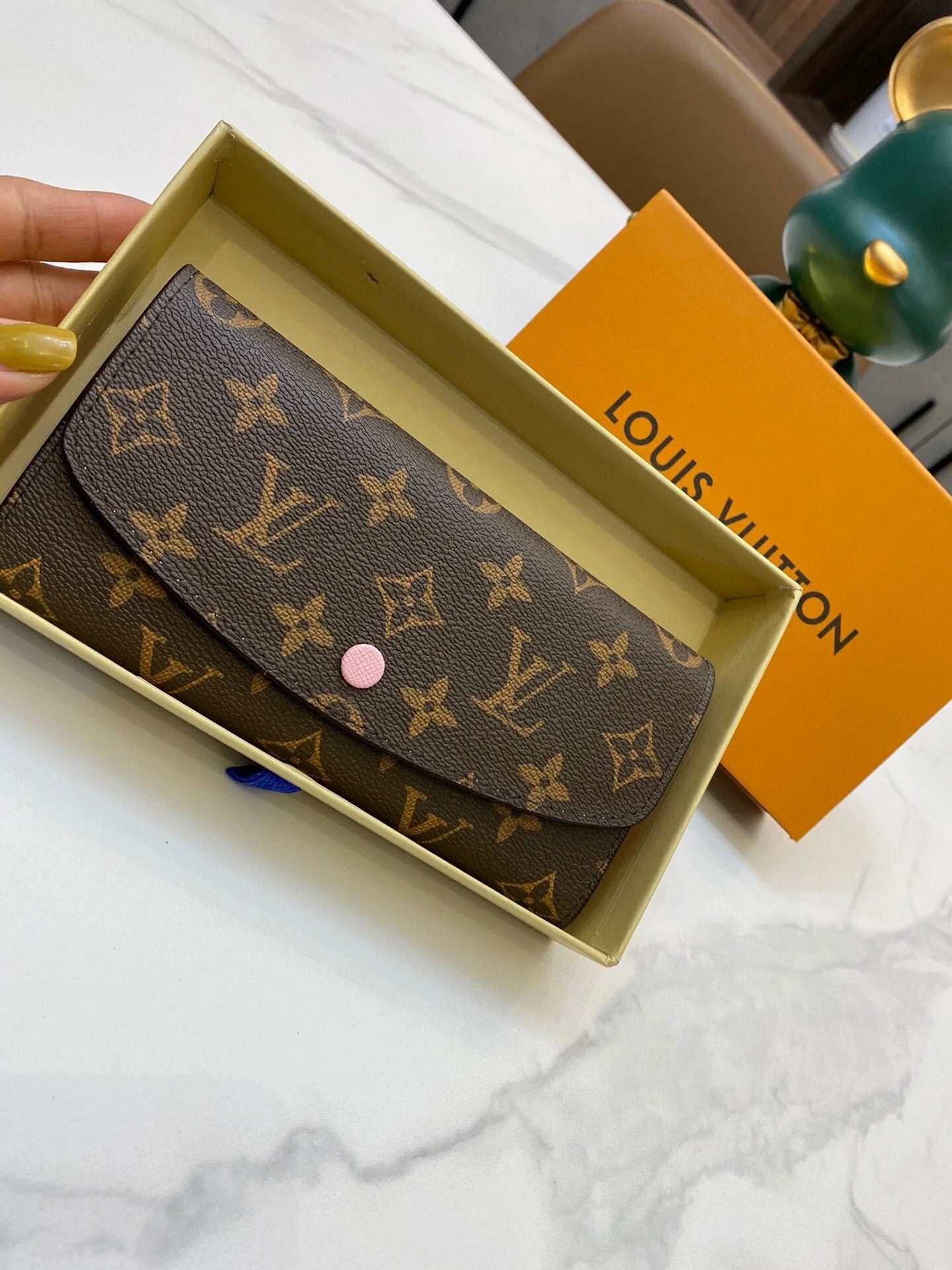 Louis Vuitton Emilie Long Wallet Colour Button