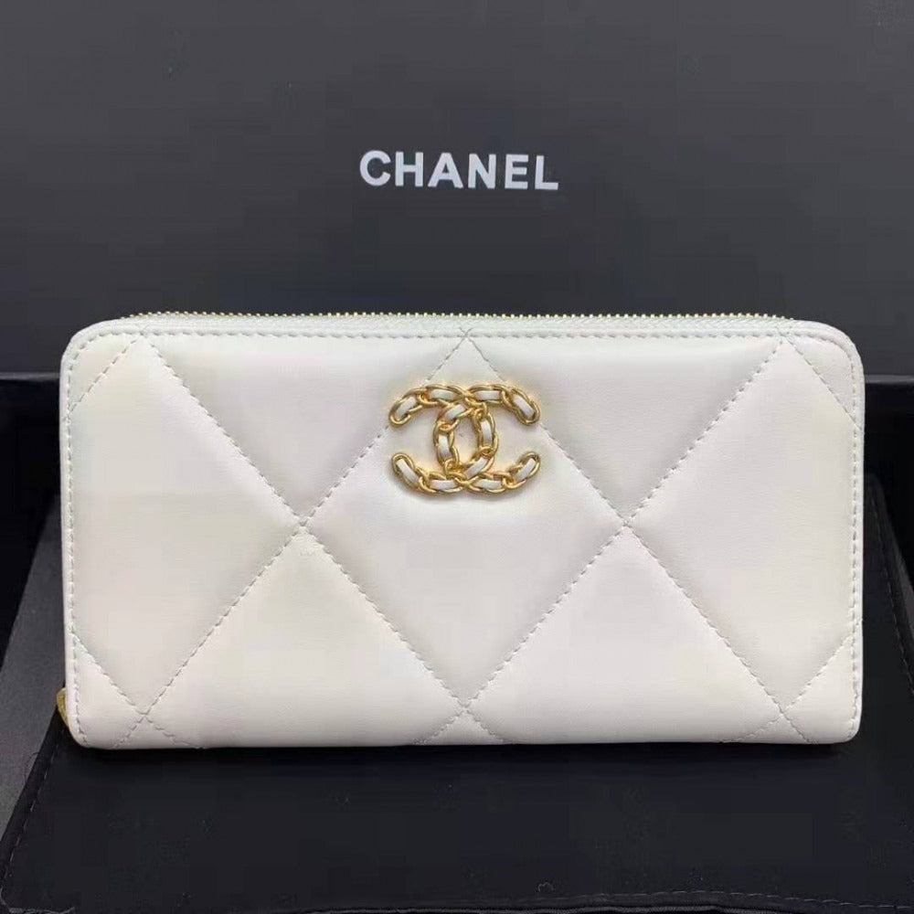 Chanel Long Zipped Wallet