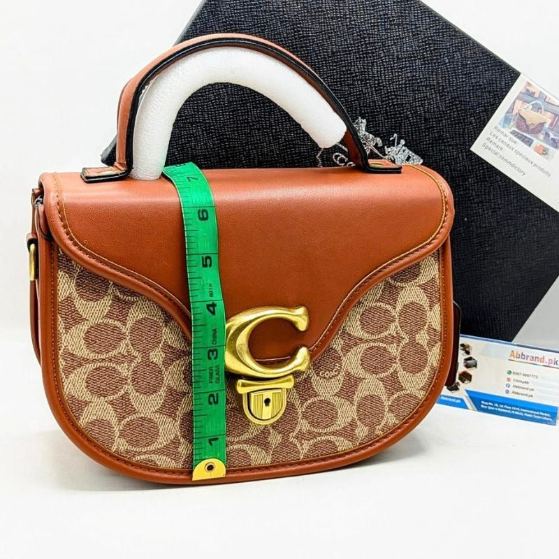 SIGNATURE CrossBody