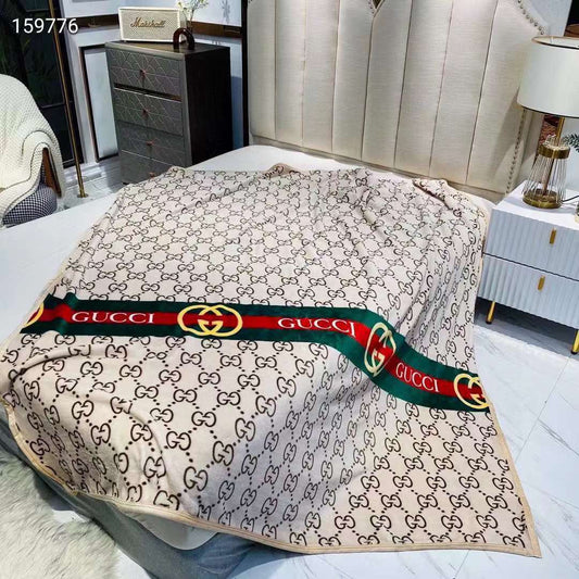 Gucci Warm and Comforter