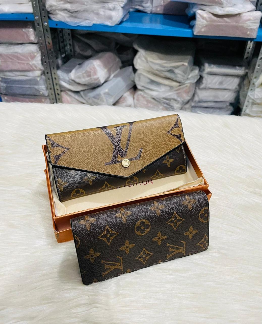 LV Leather 2in1 Envelop Wallet