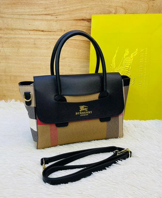 Burberry Bagco Classic Vintage Handbag