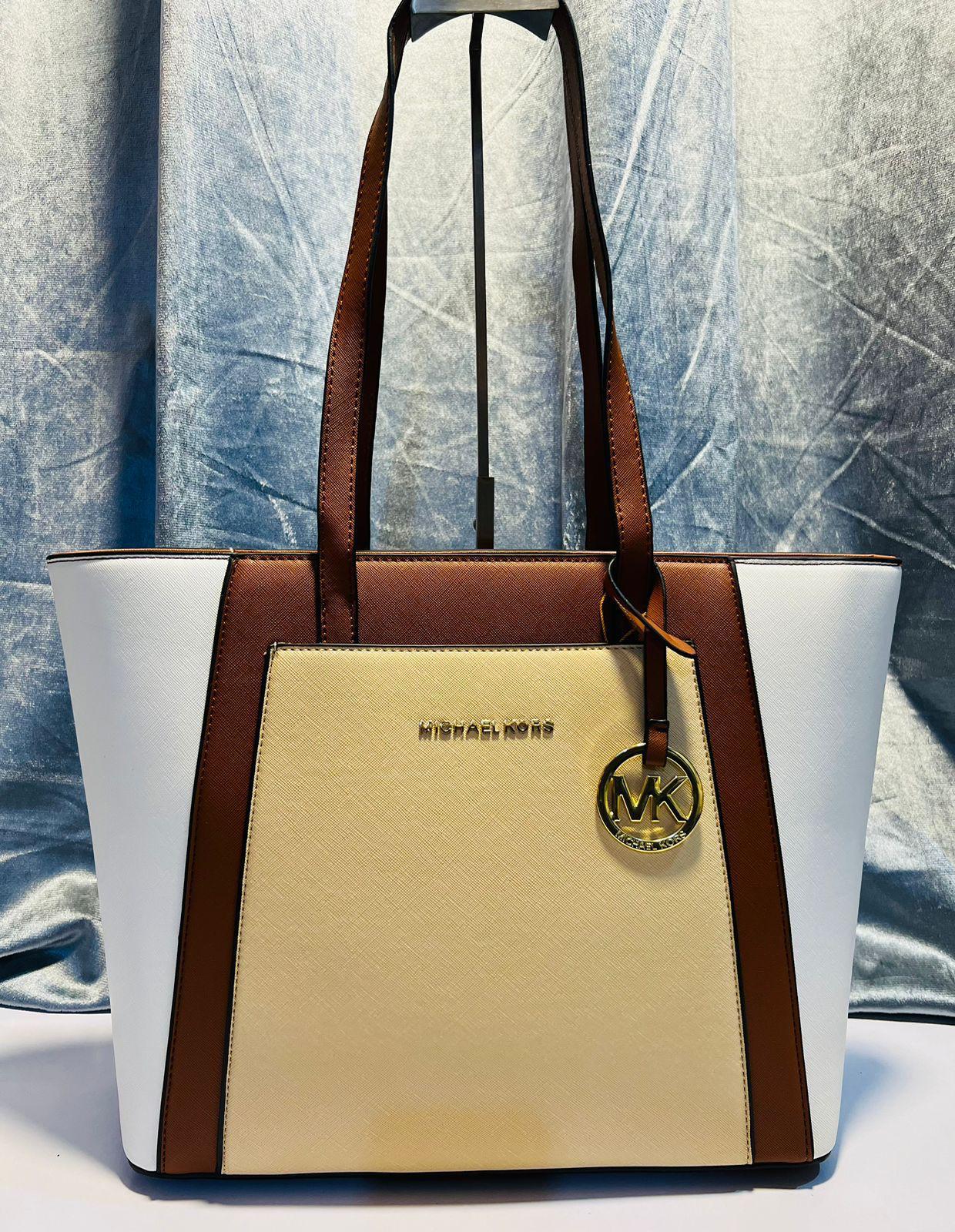 Micheal Kors Tote Bag With Partition