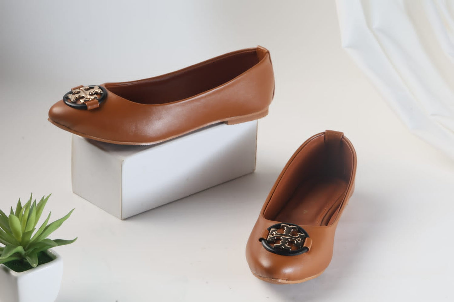 Tory Burch Claire Ballet Flat Pumps