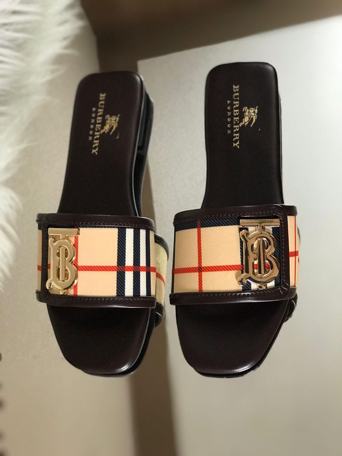 BURBERRY Slipper