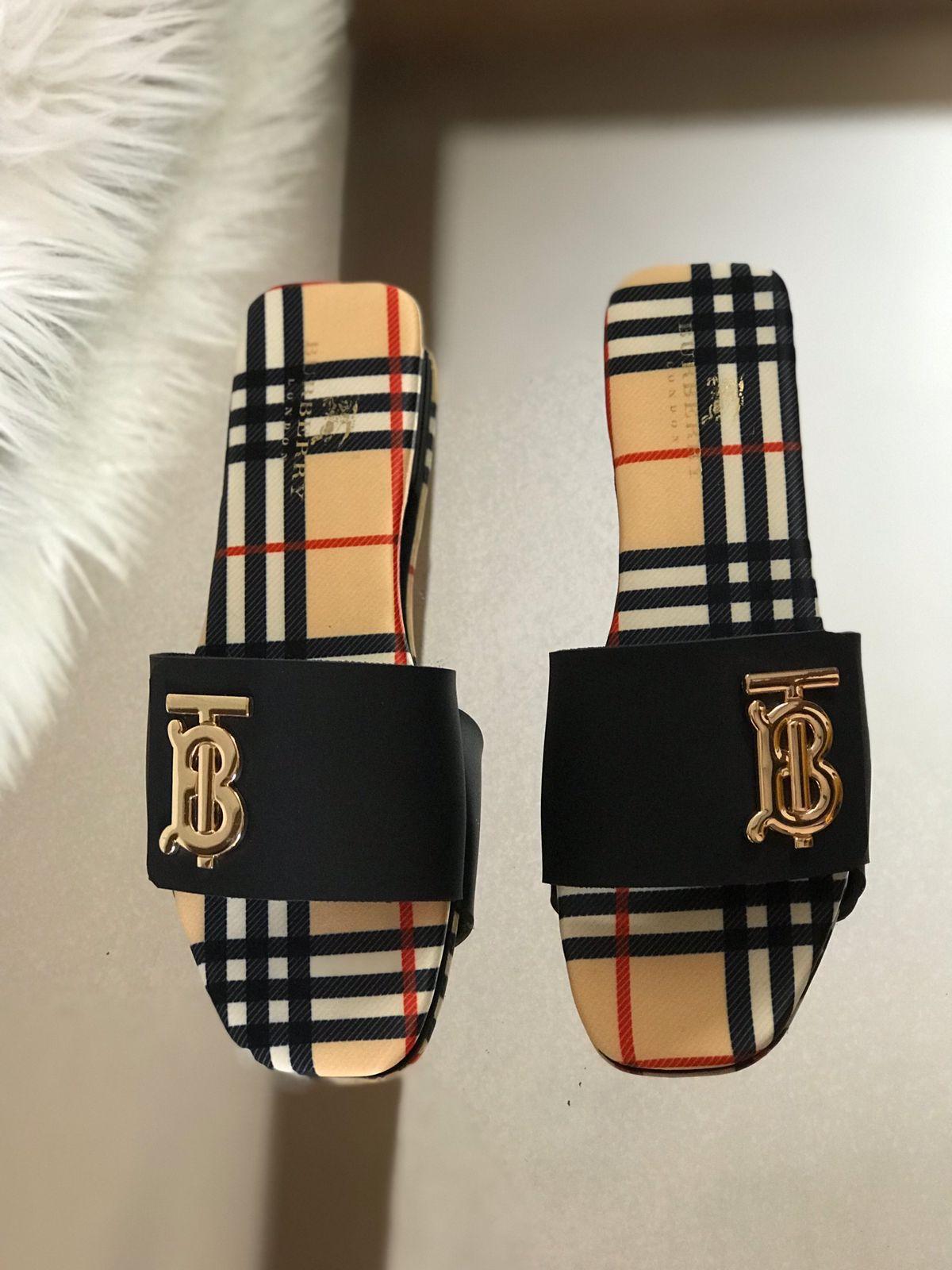 BURBERRY Slipper