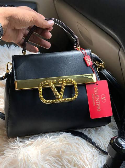 Valentino Garavani Small Rockstud Alcove Bag