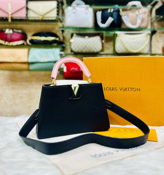 LOUIS VUITTON Capucines Mini Bag