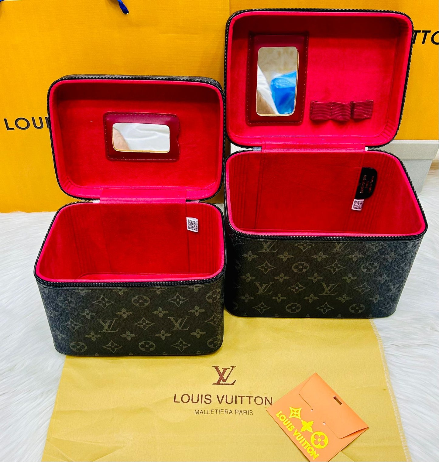 LV Black Makeup Bags Large Aesthetic Portable Accessories Bag for Women