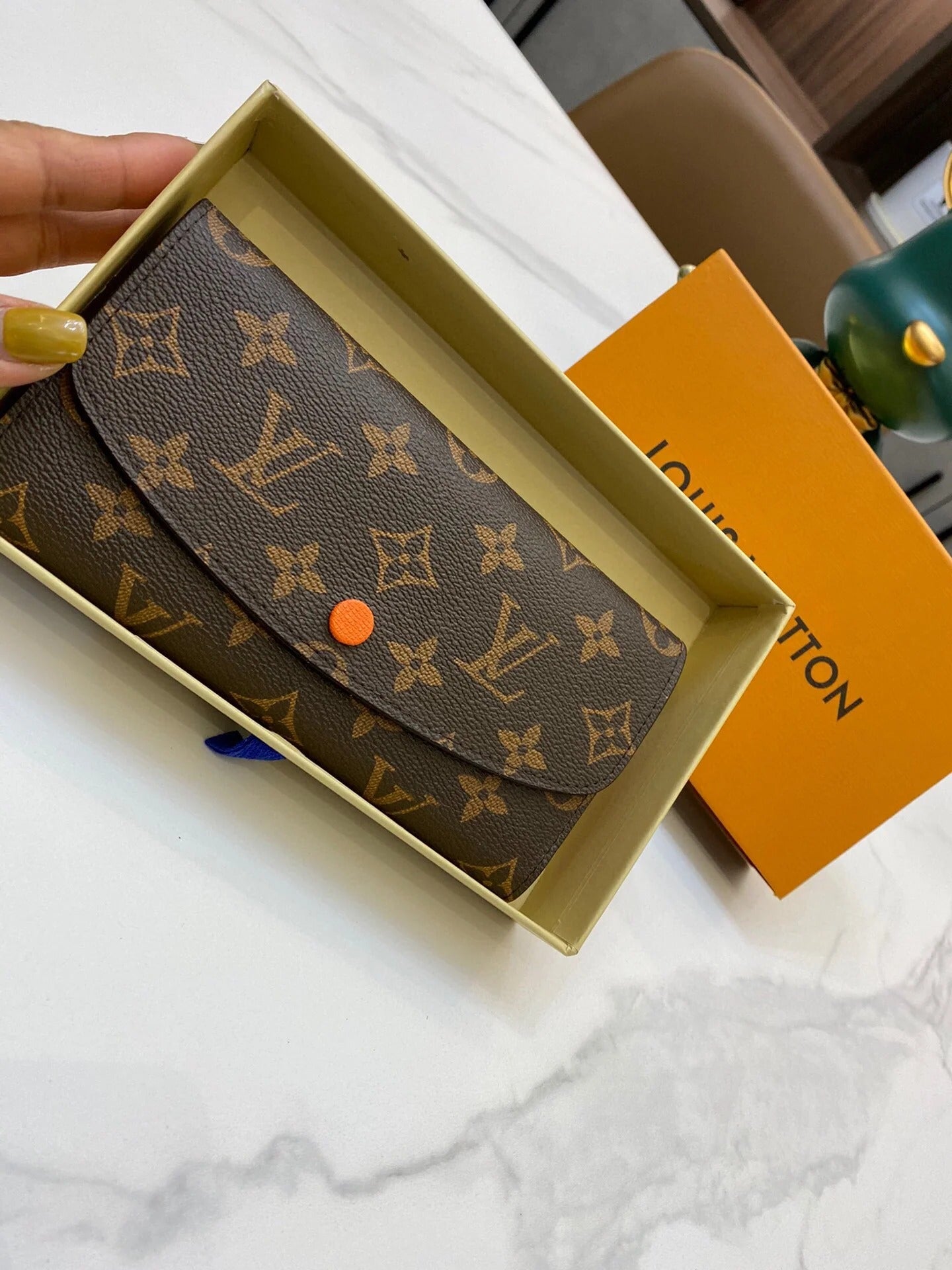 Louis Vuitton Emilie Long Wallet Colour Button